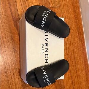 Givenchy Black kids Slide Sandals